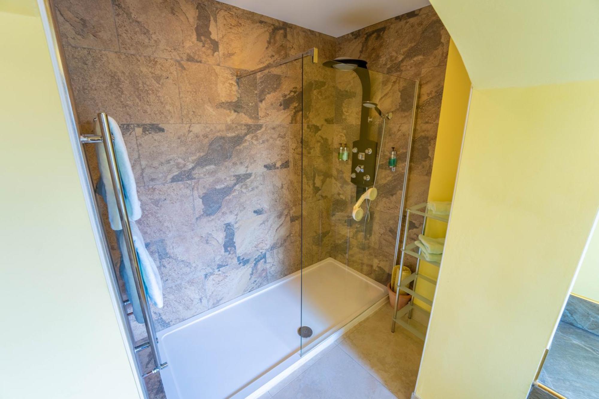 Ferndale Luxury Boutique Bed & Breakfast Кил Экстерьер фото